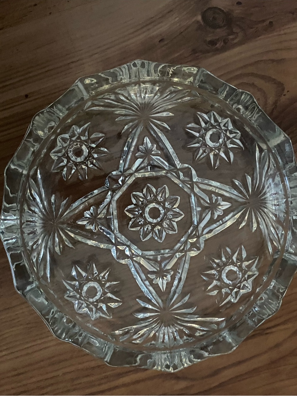 Vintage Pressed Glass Ashtray - Clear Starburst - Star od David design 8 inch